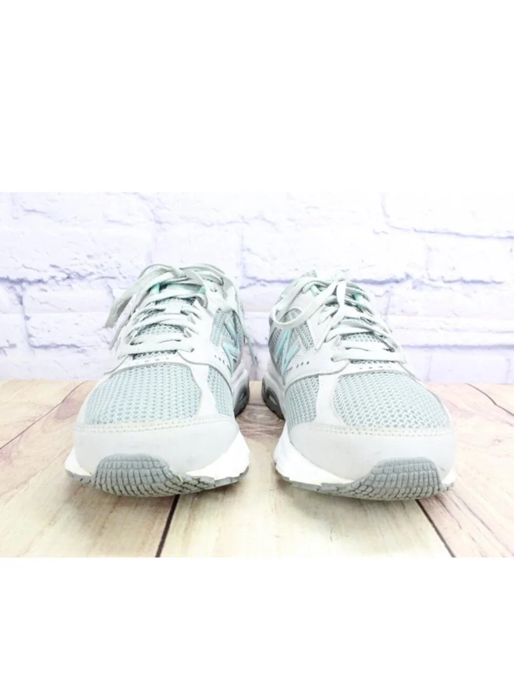 New Balance Gray Blue Mesh Lightweight Breathable Sneaker Size 8.5 B